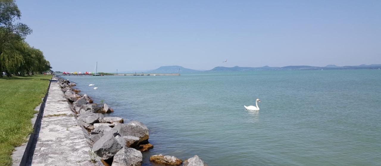 Lelle Resort B20 Balatonlelle Ngoại thất bức ảnh