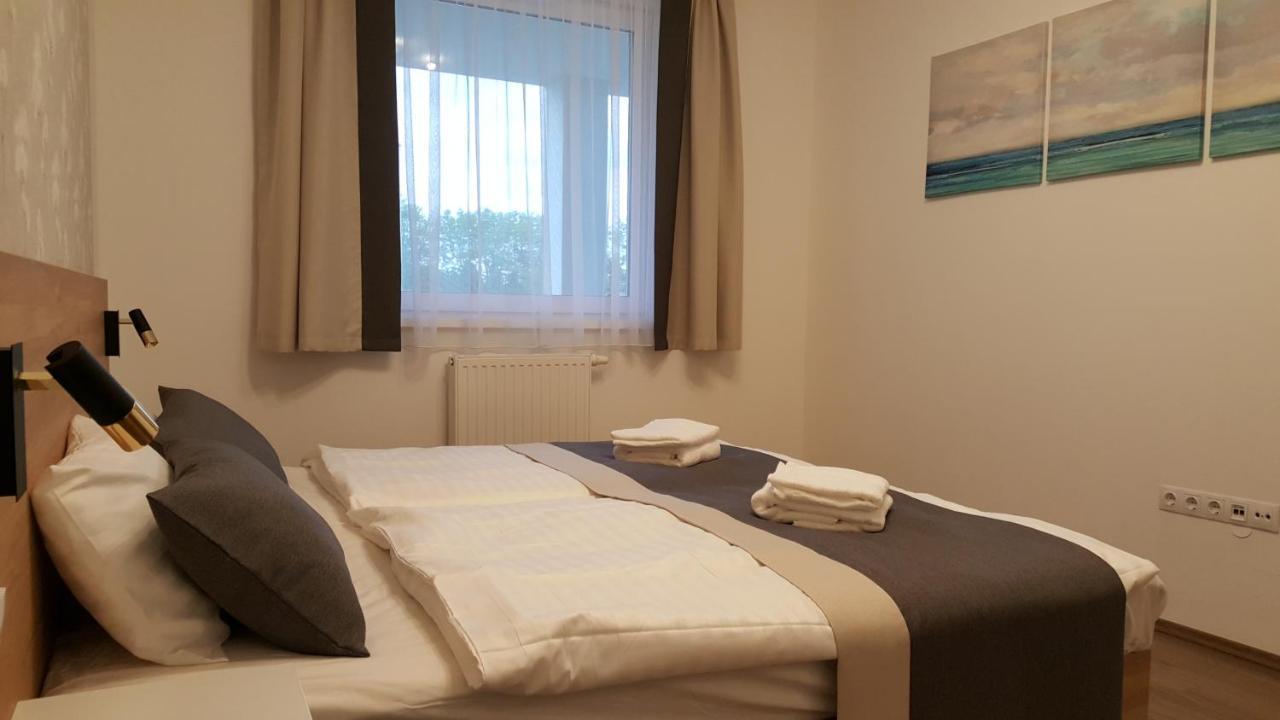 Lelle Resort B20 Balatonlelle Ngoại thất bức ảnh