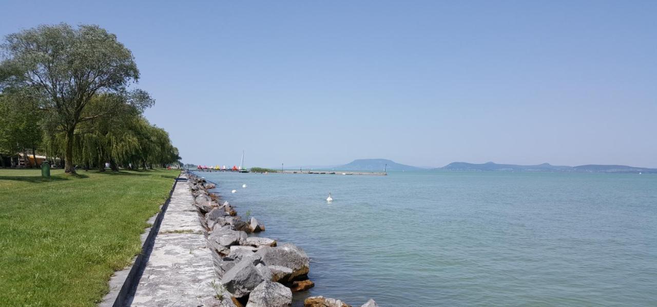 Lelle Resort B20 Balatonlelle Ngoại thất bức ảnh