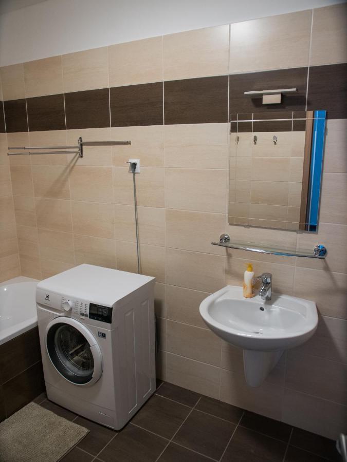 Lelle Resort B20 Balatonlelle Ngoại thất bức ảnh